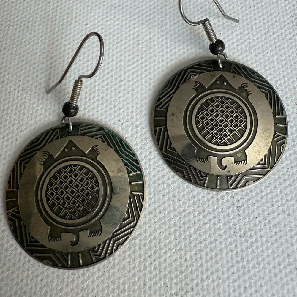 Circular Silver Tone Dangle Earrings with Turtle Etched Design - Picture 6 of 7